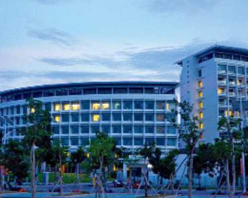 澳大利亚移民 500万澳元{澳洲移民人士登陆后享受着美好的澳大利亚移民生活