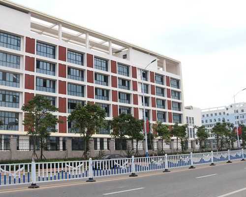 澳大利亚 技工移民【在澳大利亚买一套房子多少钱，不同城市价格大不同！】