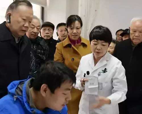 在加拿大买房子就能移民吗{加拿大安省中学最新排名公布！}