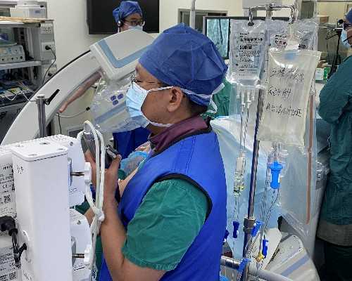 墨尔本厨师移民雅思{澳洲新移民恐五年内不能定居悉尼和墨尔本！}